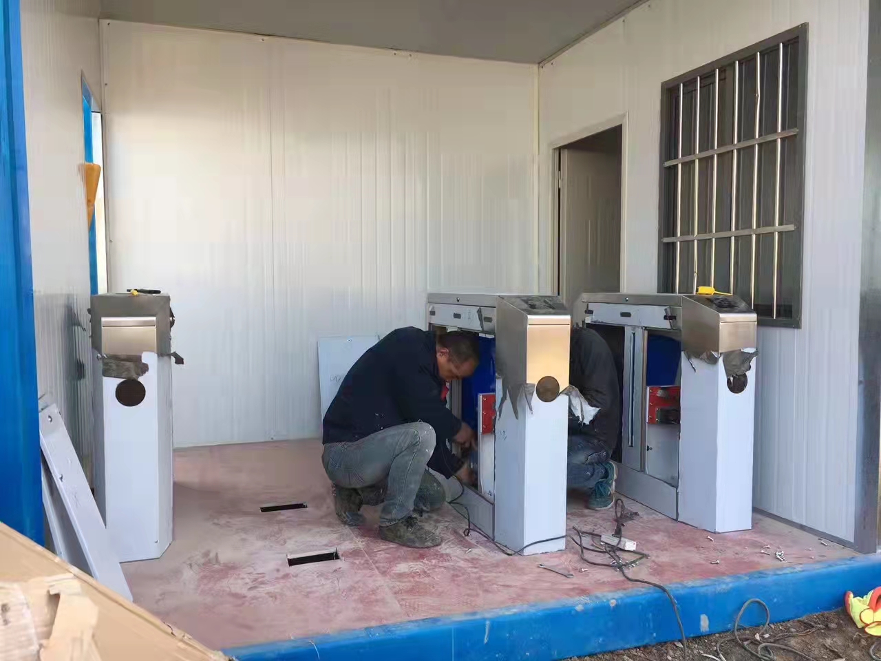 徐州地鐵3號線4標 翼閘門禁系統安裝